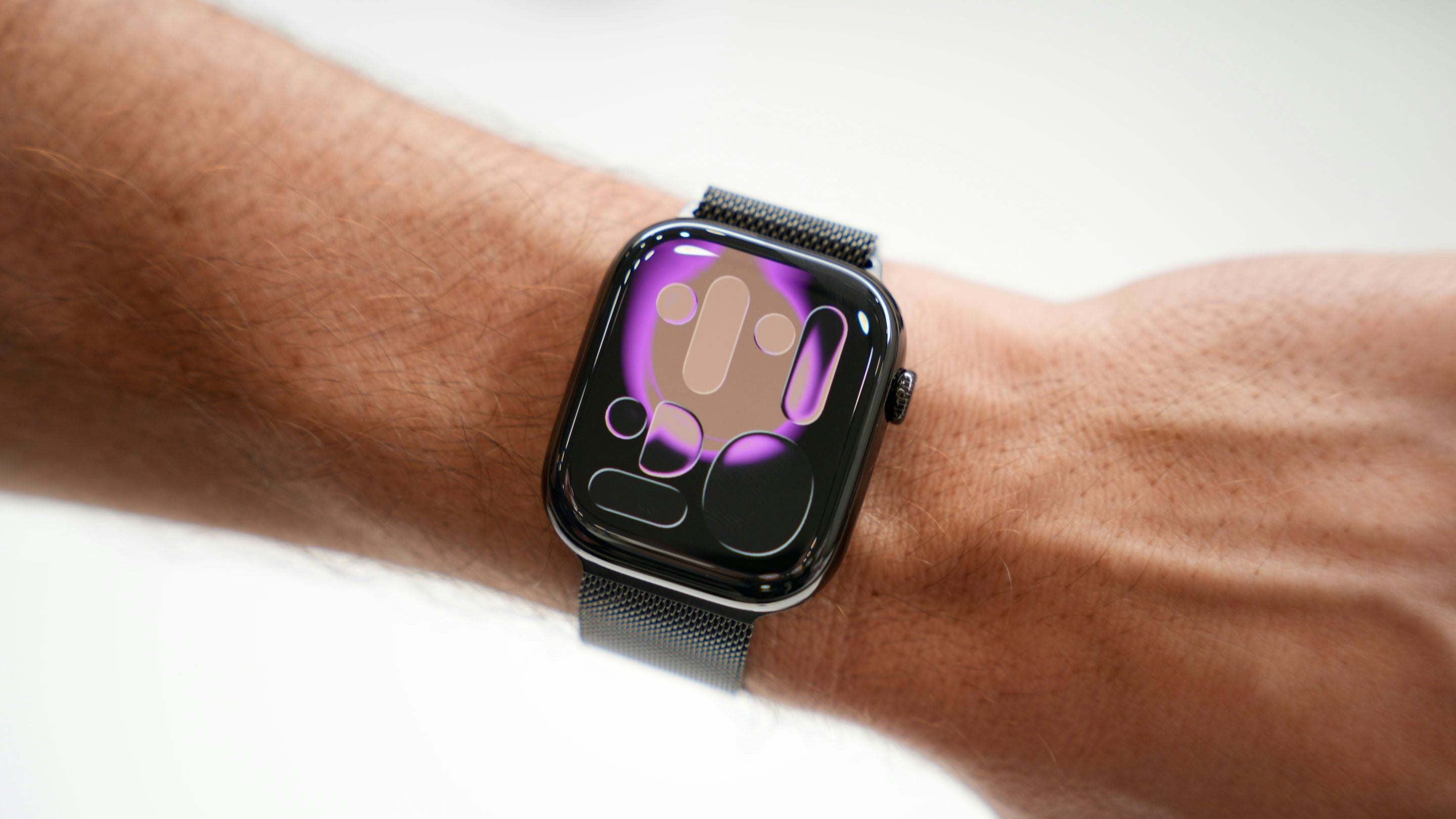 i-watch series 11 with 2 strap and watch charger (1 year warranty)