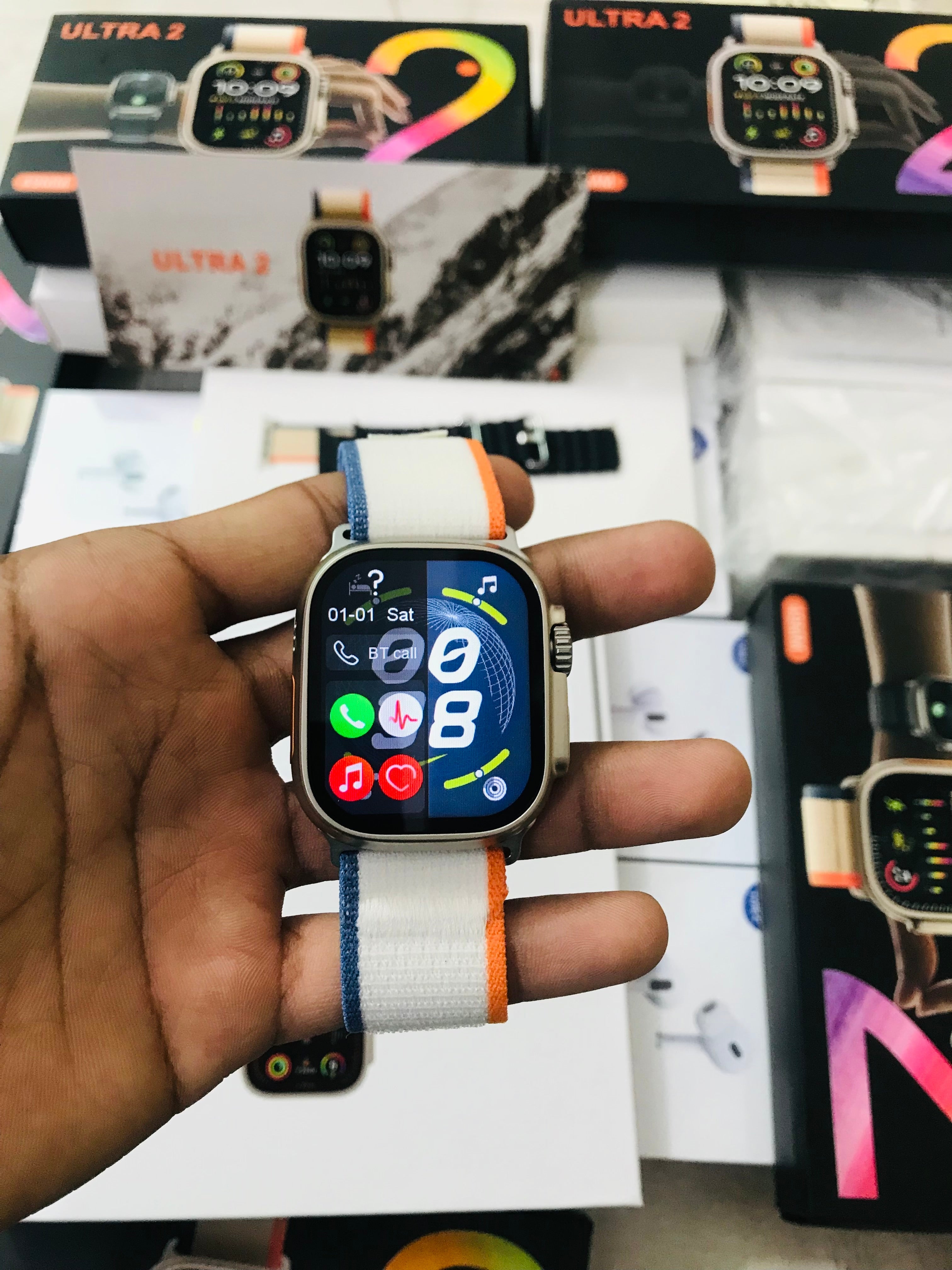 i-watch Ultra 2 with 2strep and watch magnetic charger (1 year warranty)