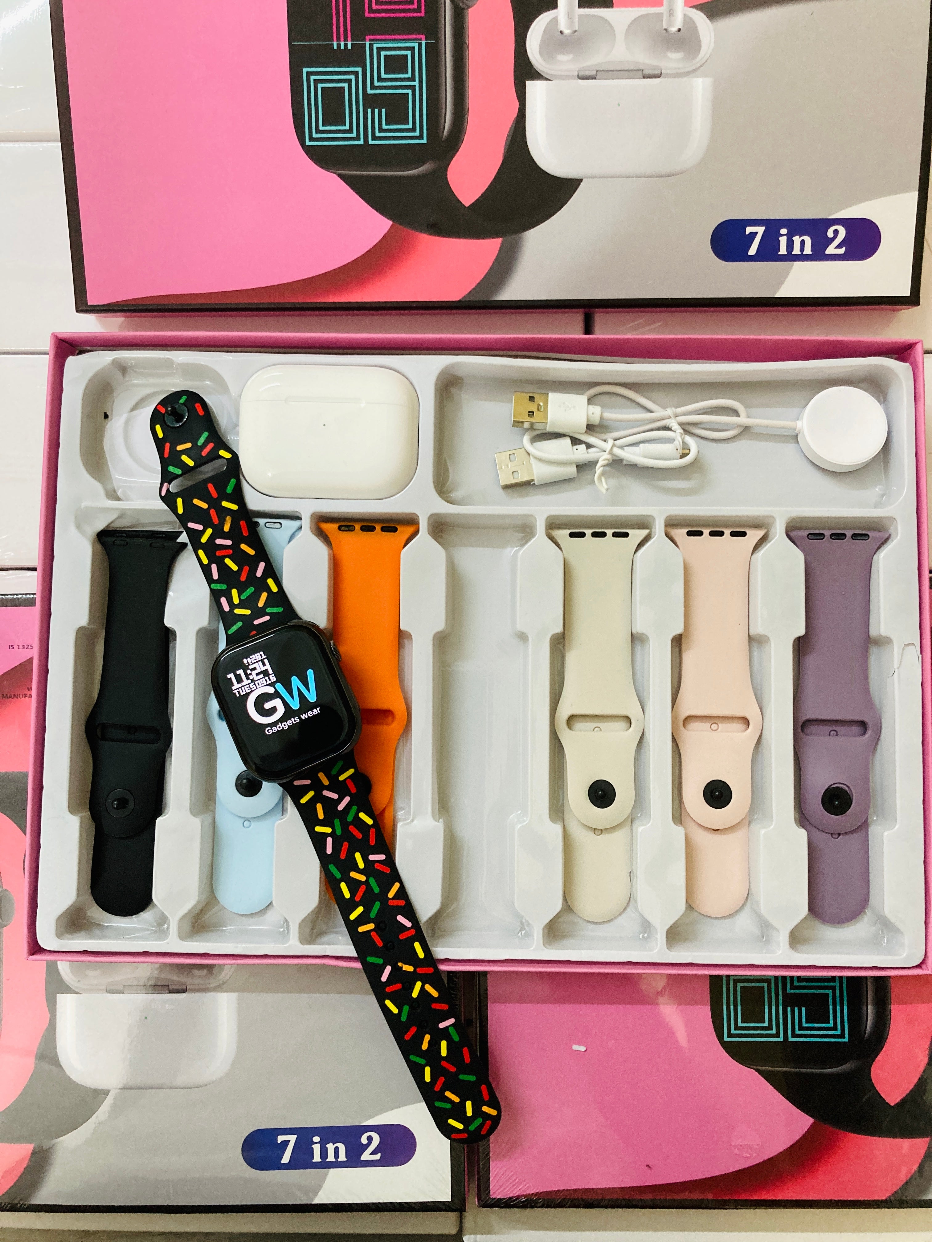 Combo7in2:AirPods pro + Smart Watch with 7 straps and watch charger (6 month warranty